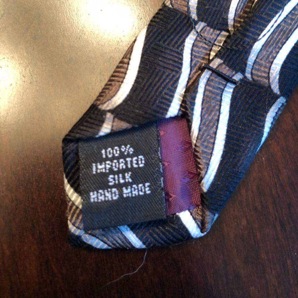 ~Louis Roth~ black, brown and gray pattern tie. - Picture 5 of 5